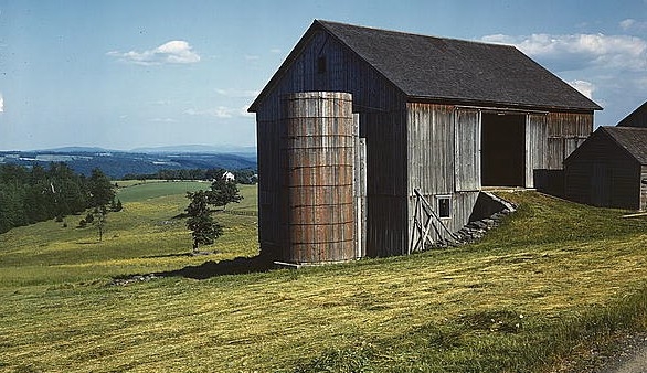 photo of Catskill barn