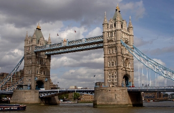 Tower Bridge, London UK 2007