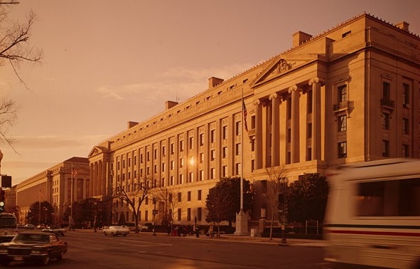 photo of Dept. of Justice hdqtrs. building