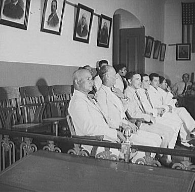 photograph of a federal jury